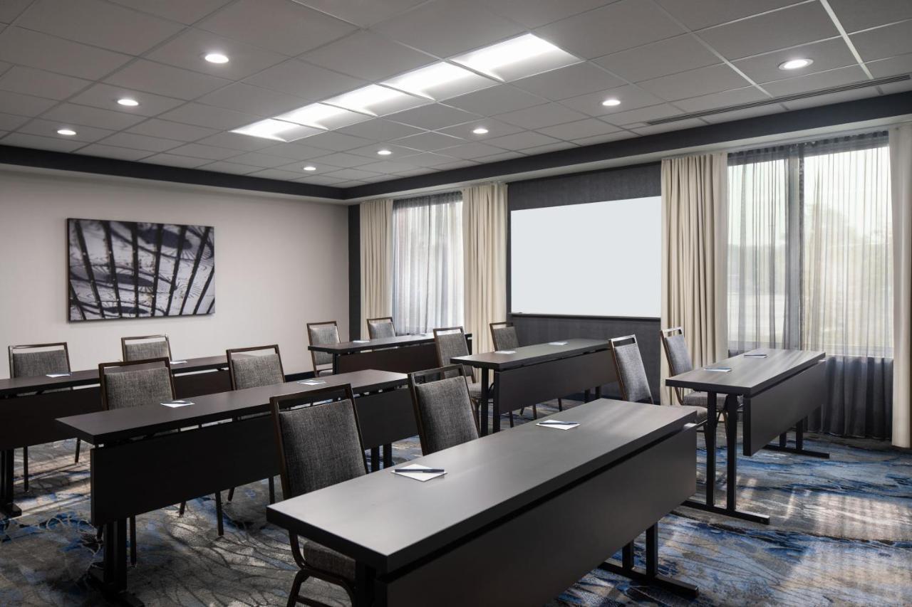 Fairfield Inn & Suites By Marriott Cleveland Tiedeman Road Brooklyn Eksteriør bilde