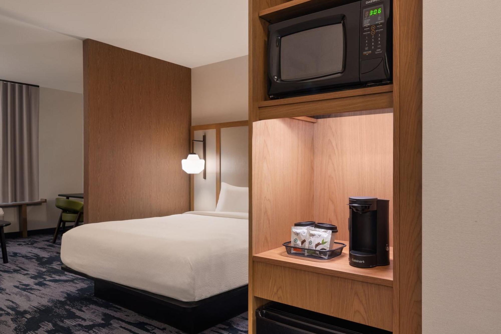 Fairfield Inn & Suites By Marriott Cleveland Tiedeman Road Brooklyn Eksteriør bilde